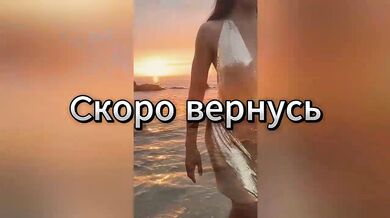 Maryllove - Porn Video [Bongacams]: perfectly contoured décolletage, smoldering anticipation, vibrant streamer