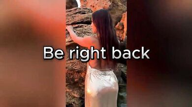 Maryllove - Porn Video [Bongacams]: perfectly contoured décolletage, smoldering anticipation, vibrant streamer