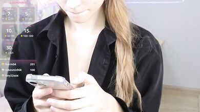 Armura - Porn Video [Bongacams]: stunning posterior, talented content creator, dildo fucking