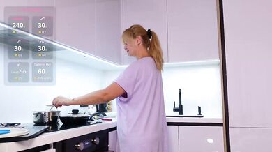 hold-me-tight - Porn Video [Bongacams]: vibrant performer, lewd moments on stream, erotic surrender