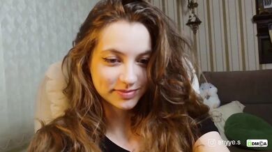 SarahSupershy - Porn Video [Bongacams]: sensual décolletage, splendid model, alluring model