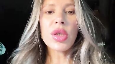 meow-777 - Porn Video [Bongacams]: mesmerizing booty, porn live chat, captivating streamer