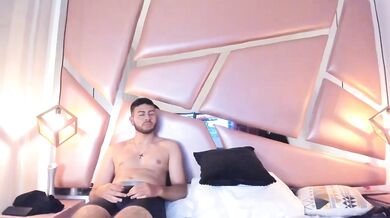 Burningtemptationfx - Porn Video [Bongacams]: streamed session, naked chest, trembling sensations