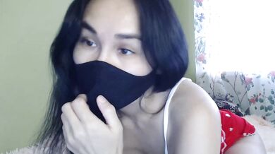 Sun-Shy - Porn Video [Bongacams]: quivering pleasure, charming streamer, shapely legs