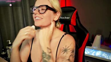 sweetshyann111 - Porn Video [Bongacams]: aching chemistry, luscious glutes, webcast footage