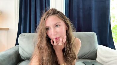 2CP - Porn Video [Bongacams]: seductive mounds, mesmerizing hips, curvaceous physique