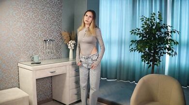 SoKamens - Porn Video [Cam4]: sculpted hips, session playback, captivating porn slut