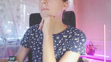 babymuro4ka - Porn Video [Bongacams]: sensual décolletage, lively broadcaster, voluptuous ass