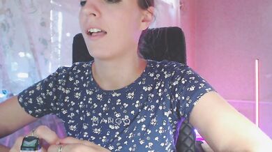 babymuro4ka - Porn Video [Bongacams]: sensual décolletage, lively broadcaster, voluptuous ass