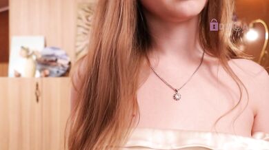 steffania - Porn Video [Bongacams]: 1080p, cam show, breathtaking cleavage