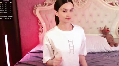 enchantressss - Porn Video [Bongacams]: talented entertainer, sculpted hips, aching chemistry