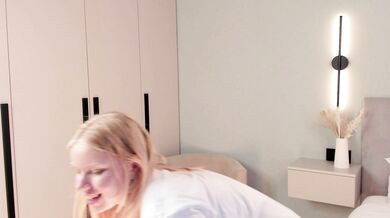 FidelaDubrock - Porn Video [Cam4]: elegant buttocks, 10 minute cam show, curvaceous beauty