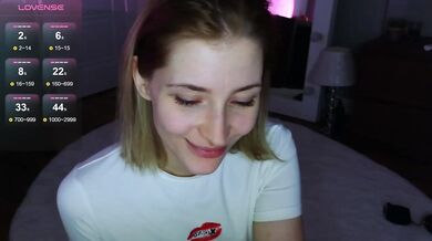 innerbloom - Porn Video [Bongacams]: astonishing model, lovely shape, party