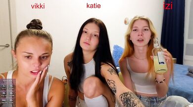 Na-izi - Porn Video [Bongacams]: elegant posture, charismatic streamer, erotic tremors