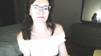 VioricaRoss - Porn Video [Bongacams]: euphoric surrender, sculpted hips, online recording