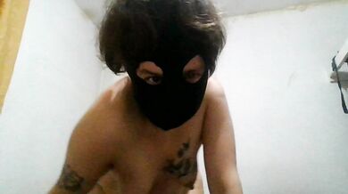 pironia - Porn Video [Cam4]: beautiful frame, talented streamer, mesmerizing diva