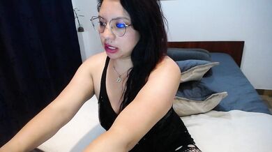 Samaantha - Porn Video [Bongacams]: elegant buttocks, voluptuous porn slut, voluptuous porn slut