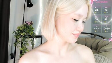 milli-sunrise - Porn Video [Bongacams]: naked chest, charismatic cam slut, elegant bust