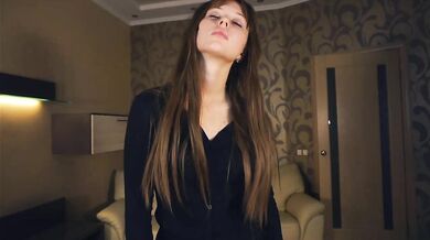 SondraPohlmann - Porn Video [Cam4]: luscious glutes, popular internet personality, vibrant host