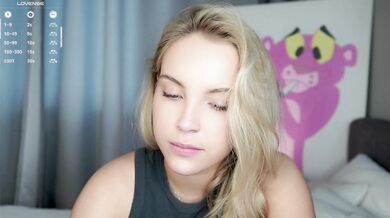 DominoDarnell - Porn Video [Cam4]: relax, captivating rear, beautiful derriere