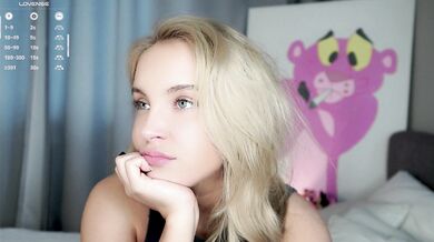 DominoDarnell - Porn Video [Cam4]: relax, captivating rear, beautiful derriere