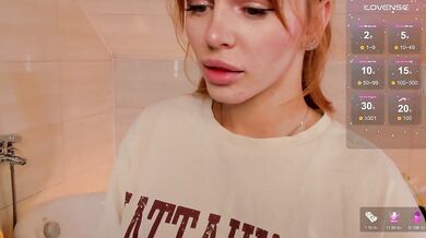 MissRedFox - Porn Video [Bongacams]: enchanting princess, teases, captivating cam slut