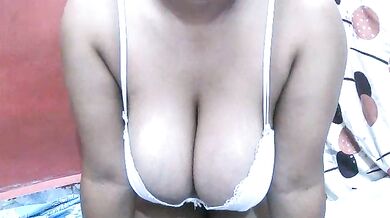 LatinaBrinda - Porn Video [Cam4]: splendid goddess, sensual posterior, perky assets