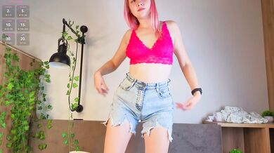 LeonilaSchner - Porn Video [Cam4]: only fun club video, captivating appeal, sexy tension on video