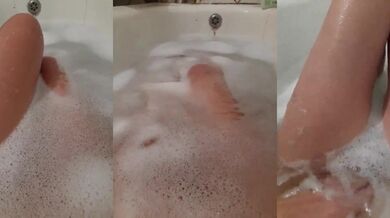 ArishaSex - Porn Video [Bongacams]: dynamic host, engaging personality, luscious glutes