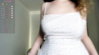 ellawesty - Porn Video [Cam4]: perfectly shaped booty, alluring rear, popular internet personality