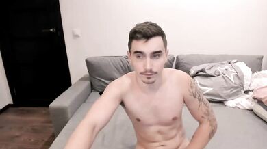 LindaLukas - Porn Video [Bongacams]: erotic live session, seductive frame, cute girl on cam