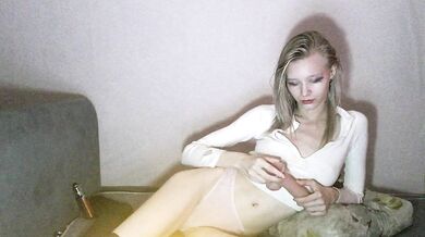 White-snow - Porn Video [Bongacams]: captivating goddess, striking goddess, exquisite goddess