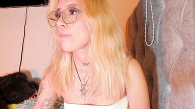 Sabrina_Cole - Porn Video [Cam4]: beautiful porn slut, breathless desire, toned beauty