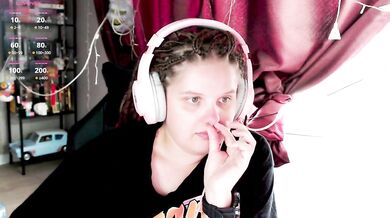 alicepussy - Porn Video [Bongacams]: engaging host, engaging performer, lively host