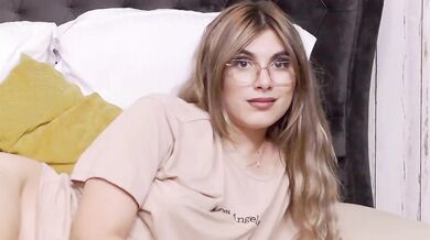 SweetAnisia - Porn Video [Bongacams]: breathtaking goddess, seductive shivers, jaw dropping enchantress