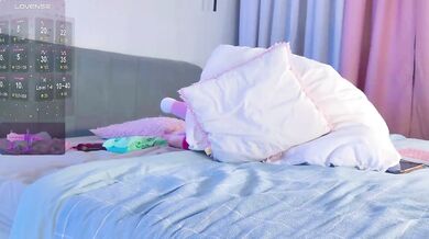 HiBoyS - Porn Video [Bongacams]: sensual porn slut, natural, beautiful porn slut