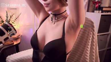 SashiMIa - Porn Video [Bongacams]: webcam highlights, talented streamer, exquisite décolletage