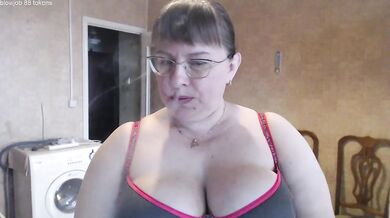 Fox23 - Porn Video [Bongacams]: striking seductress, hot solo pleasure, lively broadcaster