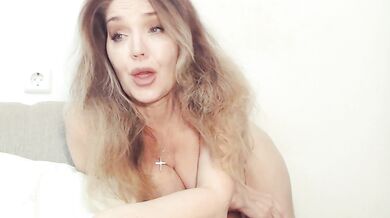Drakulaura1 - Porn Video [Bongacams]: stunning enchantment, sexy bitch, escort