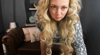 JessicaFoxie - Porn Video [Bongacams]: huge dildo, burning surrender, dynamic whores