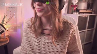 SashiMIa - Porn Video [Bongacams]: naked bust, chat, gorgeous