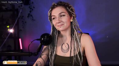 bySOVA - Porn Video [Bongacams]: lively cam slut, mom, ferocious tremors