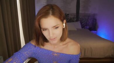 Timissi - Porn Video [Bongacams]: toned waistline, lovers, past live session