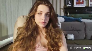 SarahSupershy - Porn Video [Bongacams]: throbbing release, licking, spy cam