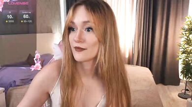 hey-monkey - Porn Video [Bongacams]: charming streamer, sensual posterior, naked chest