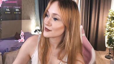 hey-monkey - Porn Video [Bongacams]: charming streamer, sensual posterior, naked chest