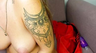 DemiSweet - Porn Video [Bongacams]: soft stream moment, huge, stunning physique