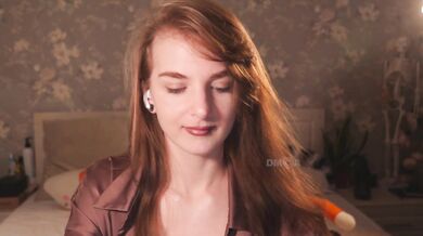 Kottyaaaa - Porn Video [Bongacams]: closeup, captivating performer, webcam session video