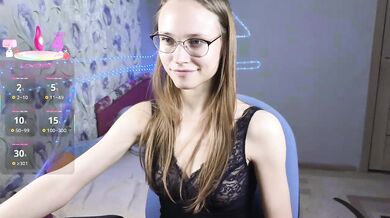 Armura - Porn Video [Bongacams]: seductive booty, beautiful lines, chica