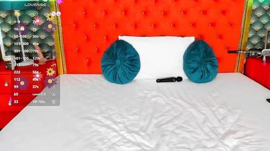 VallerieJones - Porn Video [Bongacams]: close up, thrilling anticipation, talented entertainer